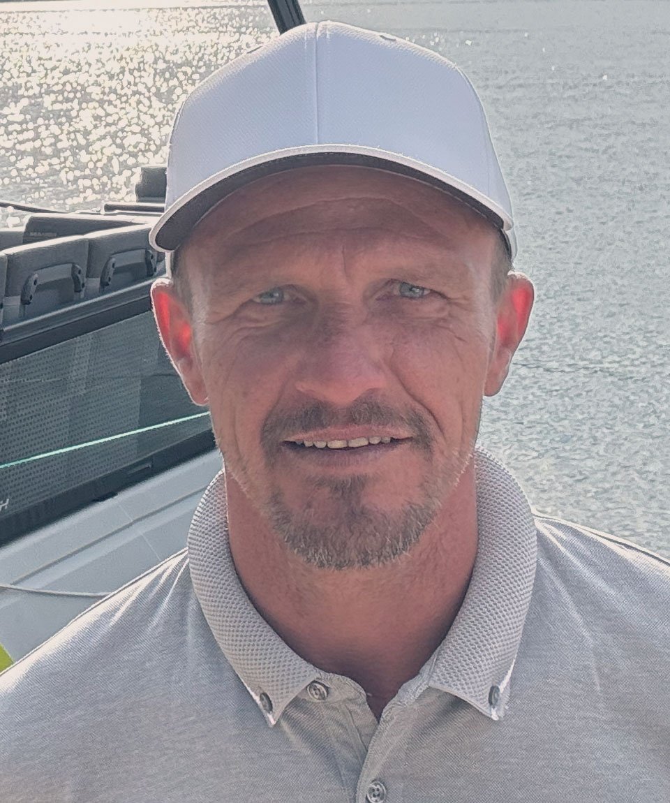 Okanara_Alex - okanara.com Okanara Certified Captain